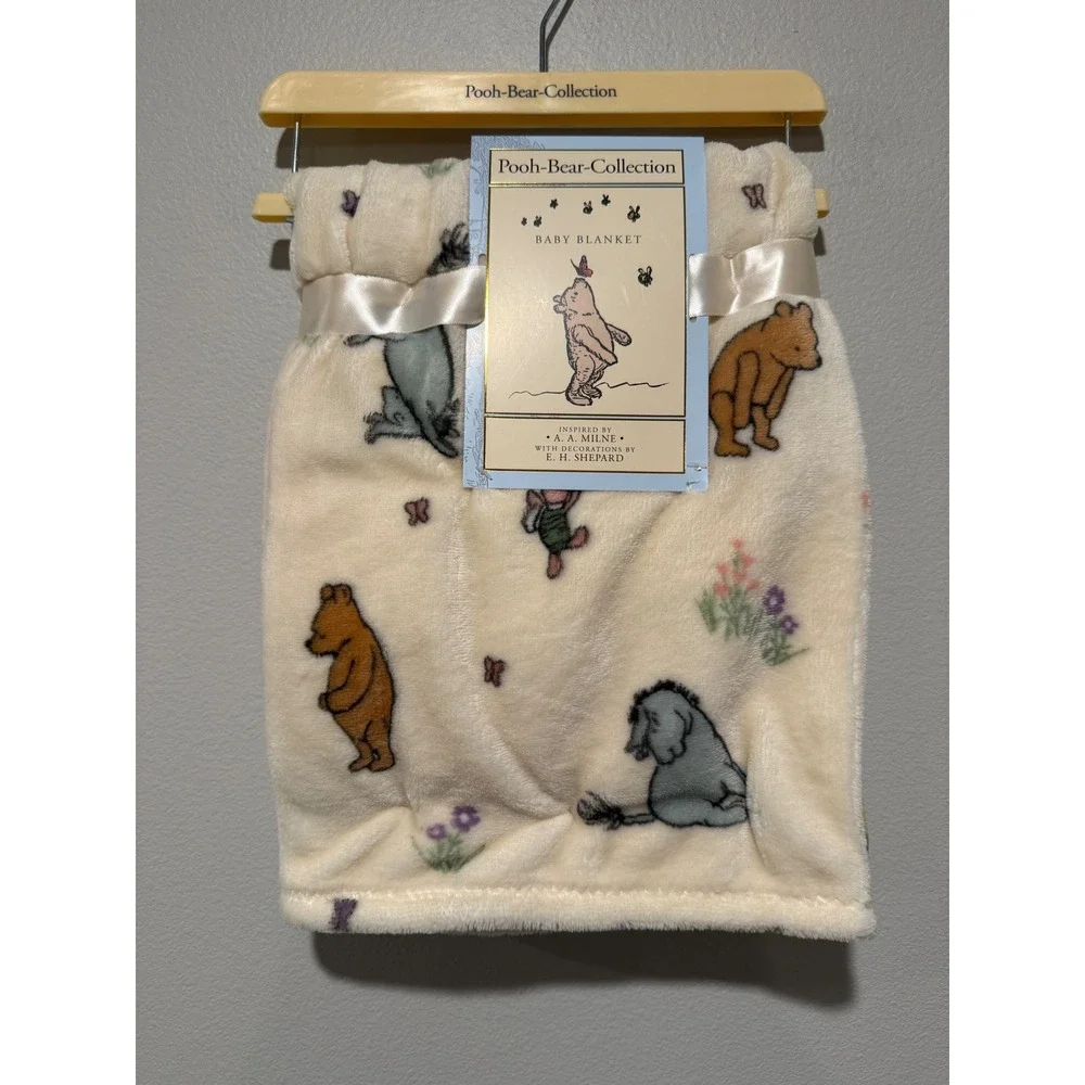 Pooh Bear Collection Classic Winnie the Pooh Baby Blanket Cream Fleece 30x40 NEW